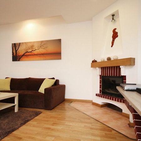Central Villa Bukares Bagian luar foto